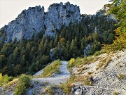 89 Il foro nella roccia
